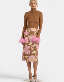 High Kick TopCamel in Ribbed Silk Cashmere With Feathers