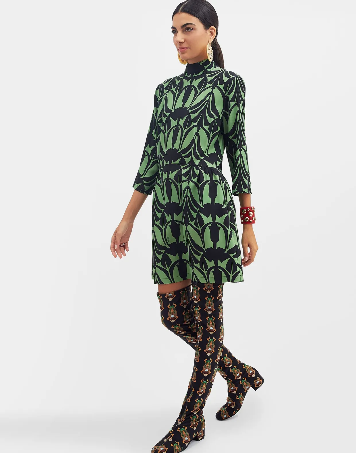 Juliet DressPapyrus Green in Sablé Satin