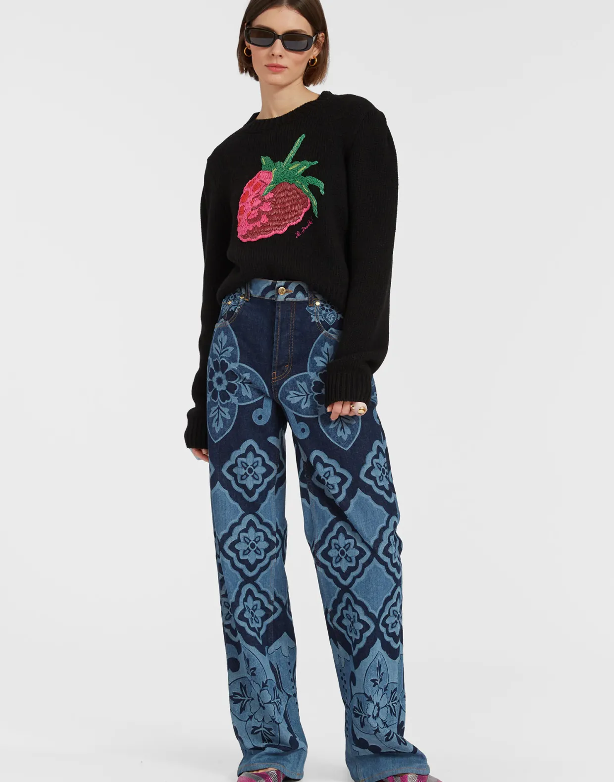 Lampone SweaterBlack in Wool Embroidered