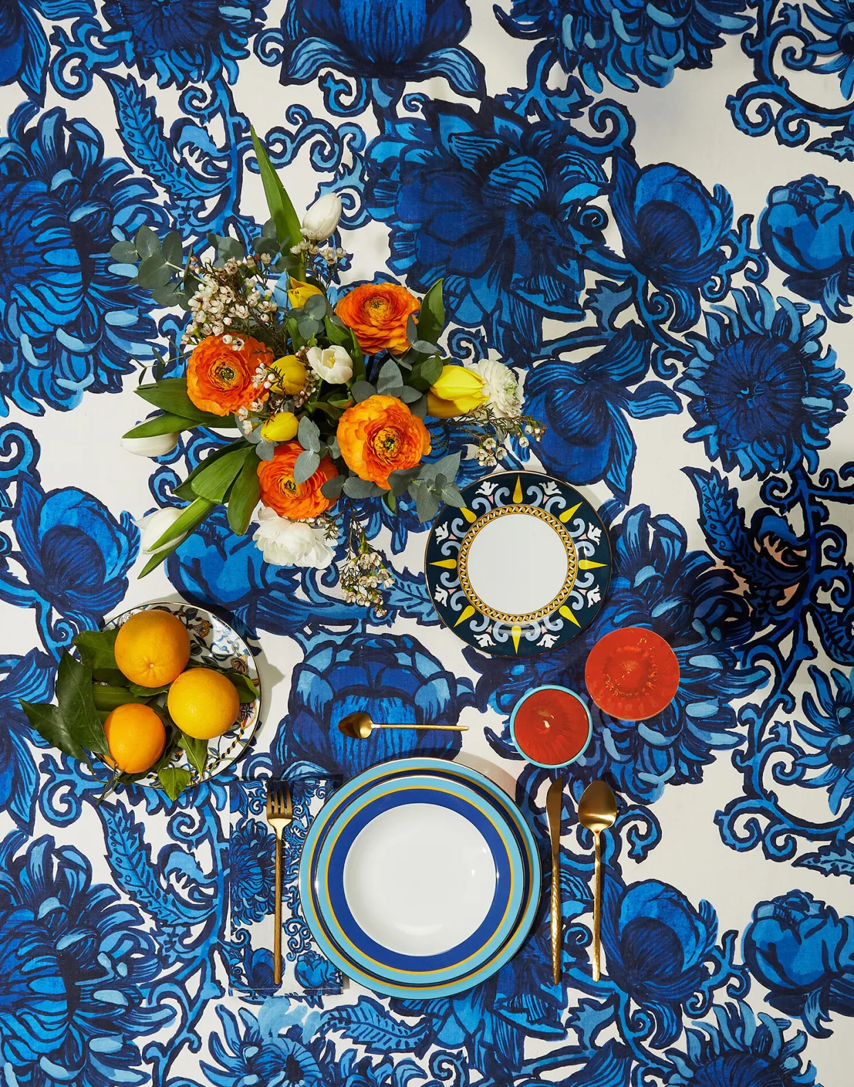 Large TableclothAnemone in Linen