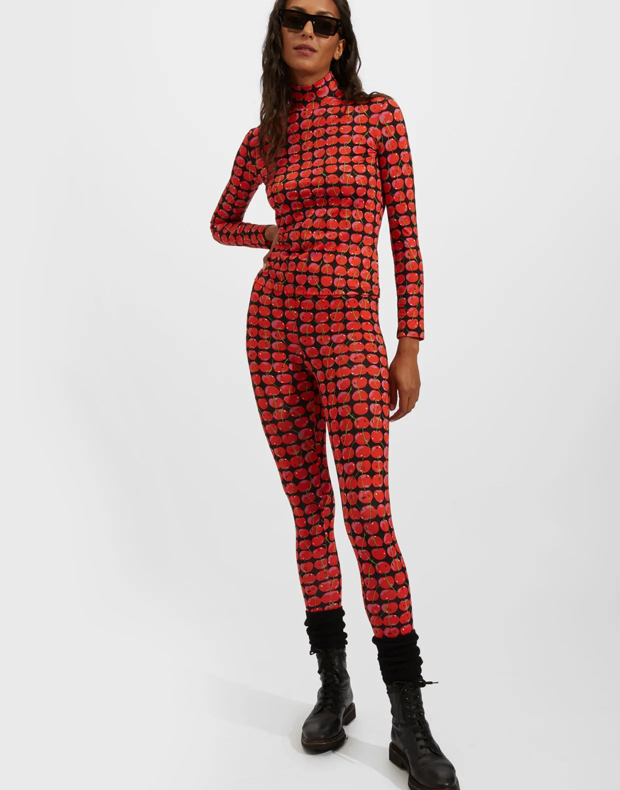 LeggingsBlack Cherries in New Skinny Jersey