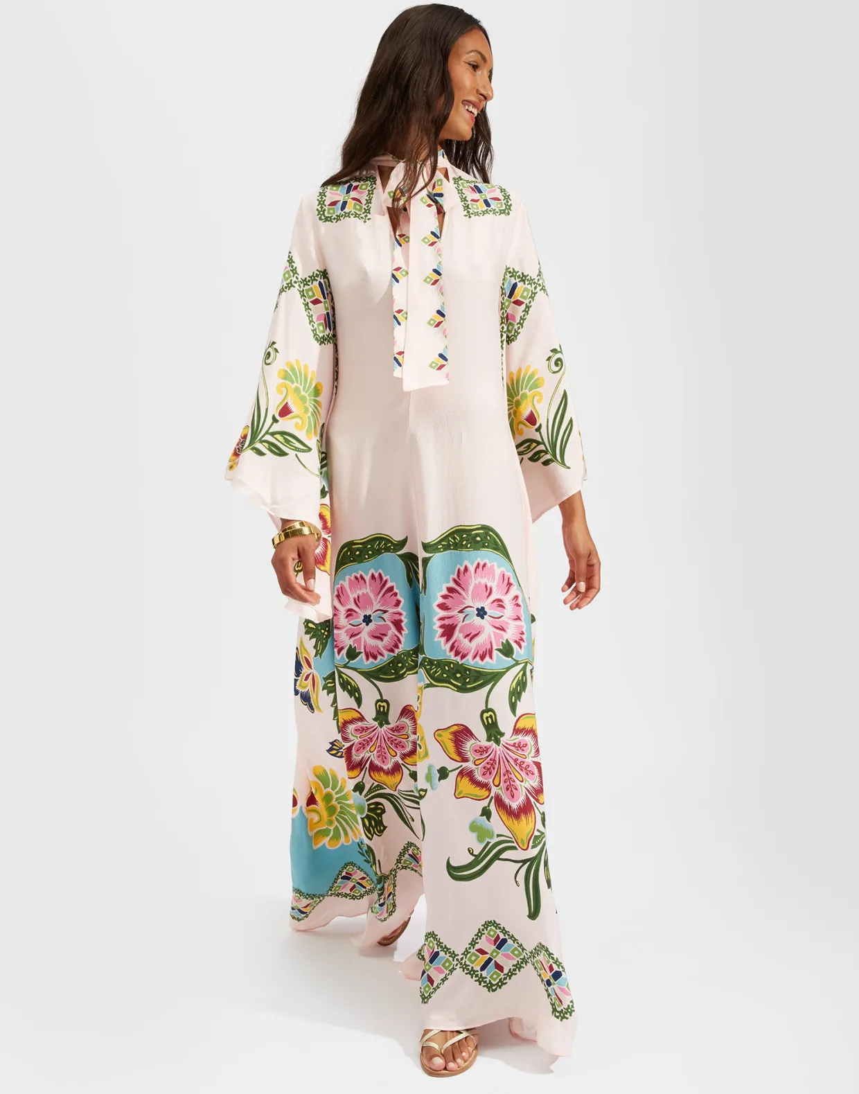 Magnifico DressFolk Flowers Azzurro Placée in Pebbled Sable