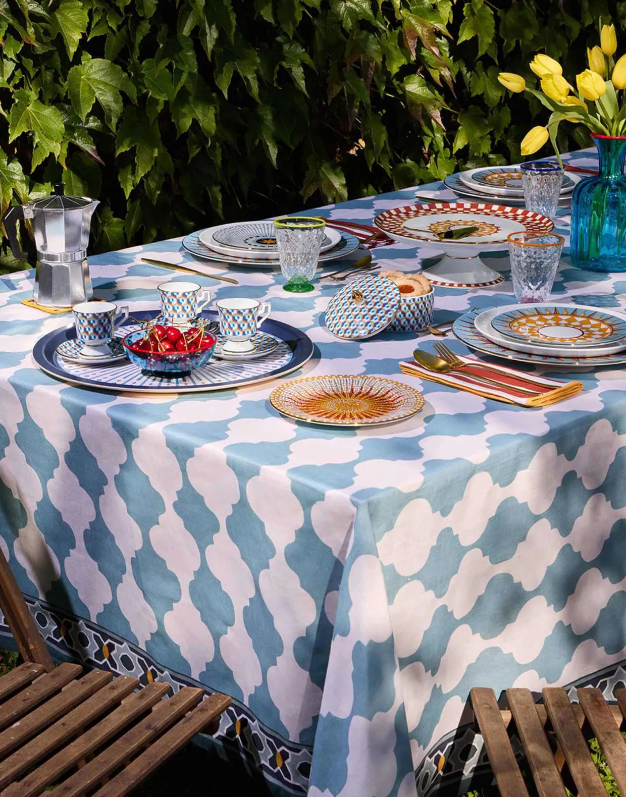 Medium TableclothPlaza Sky Blue in Linen