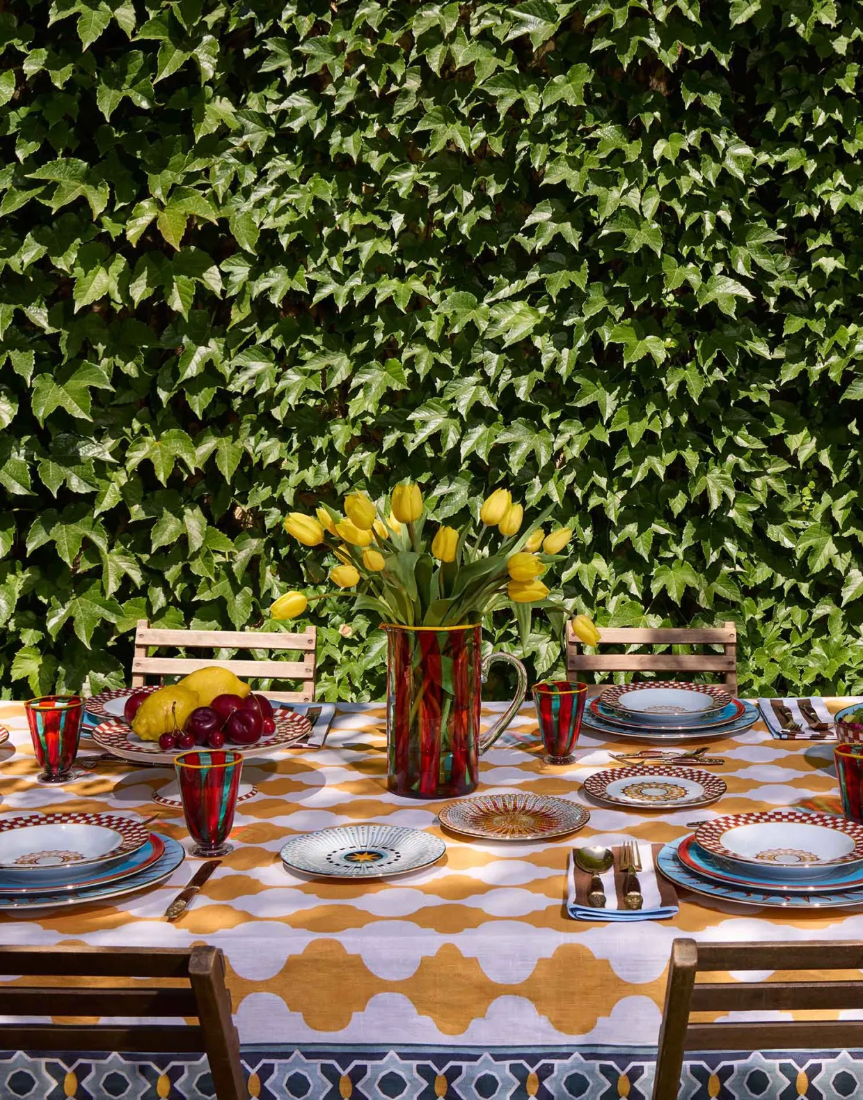 Medium TableclothPlaza Yellow in Linen