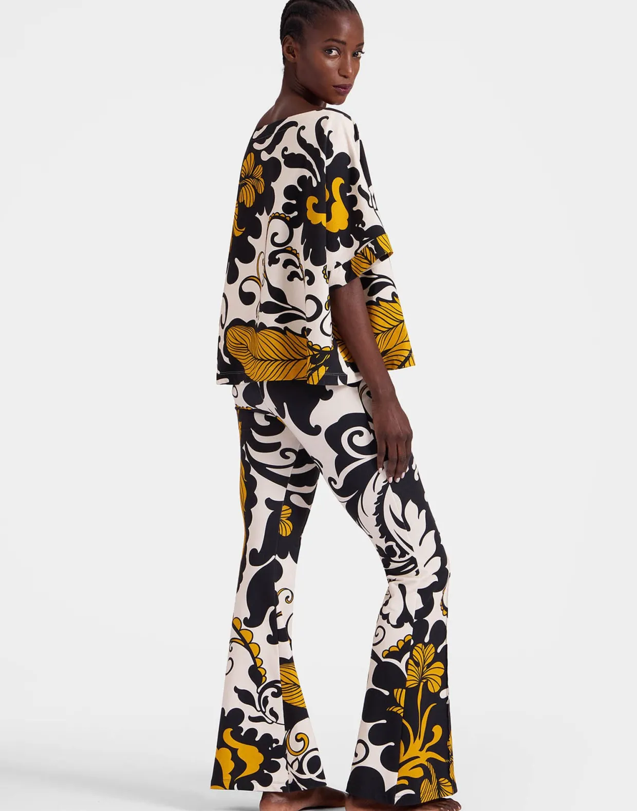 New Meditation PantsMarea Black & White in Stretch Fleece