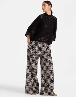Palazzo PantsMini Tiles Black in Macram&eacute;