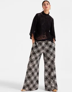Palazzo PantsMini Tiles Black in Macram&eacute;