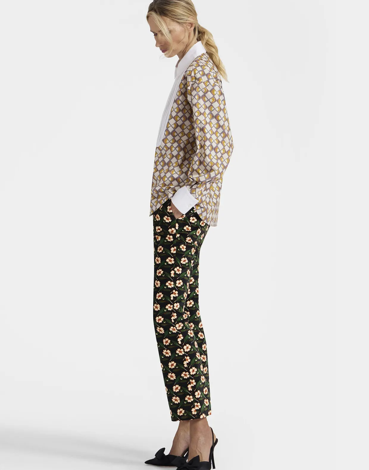 Peggy ShirtHalf-Light Micro Cream in Poplin Cotton