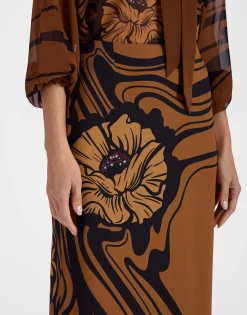 Pencil SkirtBig Blooms Plac&eacute;e Brown in Envers Satin