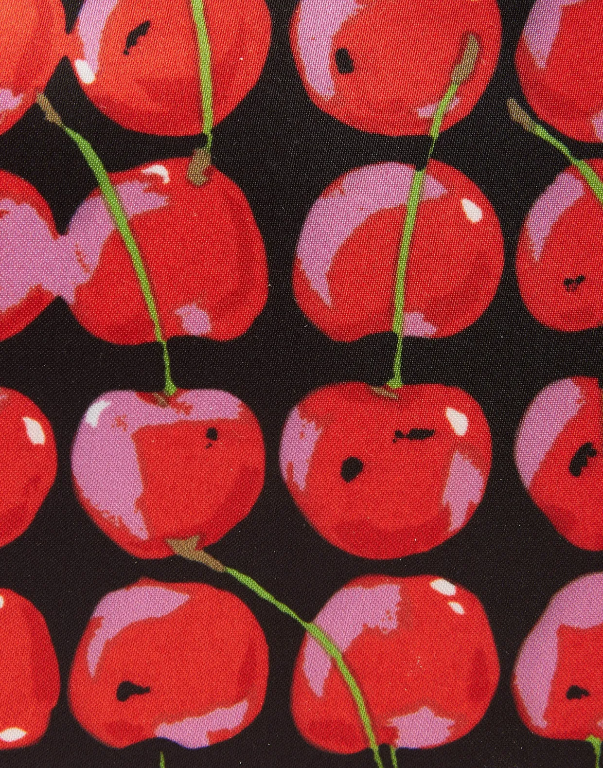 PochetteBlack Cherries in Duchesse