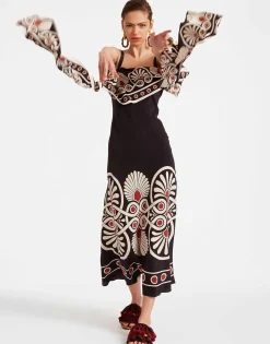 Slip-Around DressMedallion Plac&eacute;e Black in Crepe De Chine