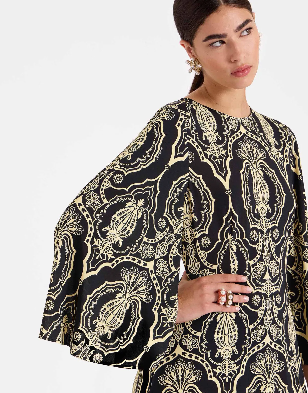 Sorella DressBanquet Black in Flowy Jersey