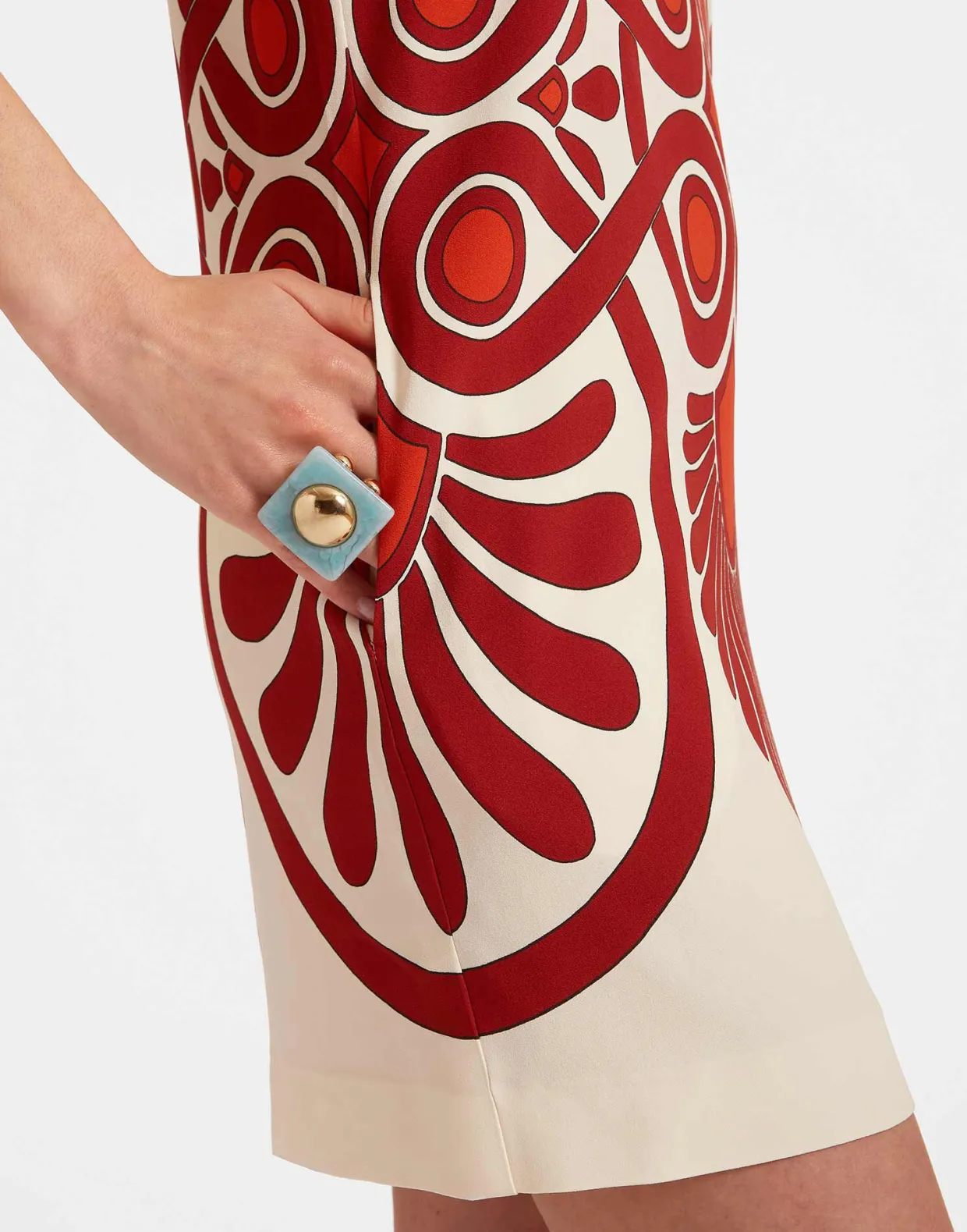 Stretch TunicMedallion Placée Cream in Envers Satin