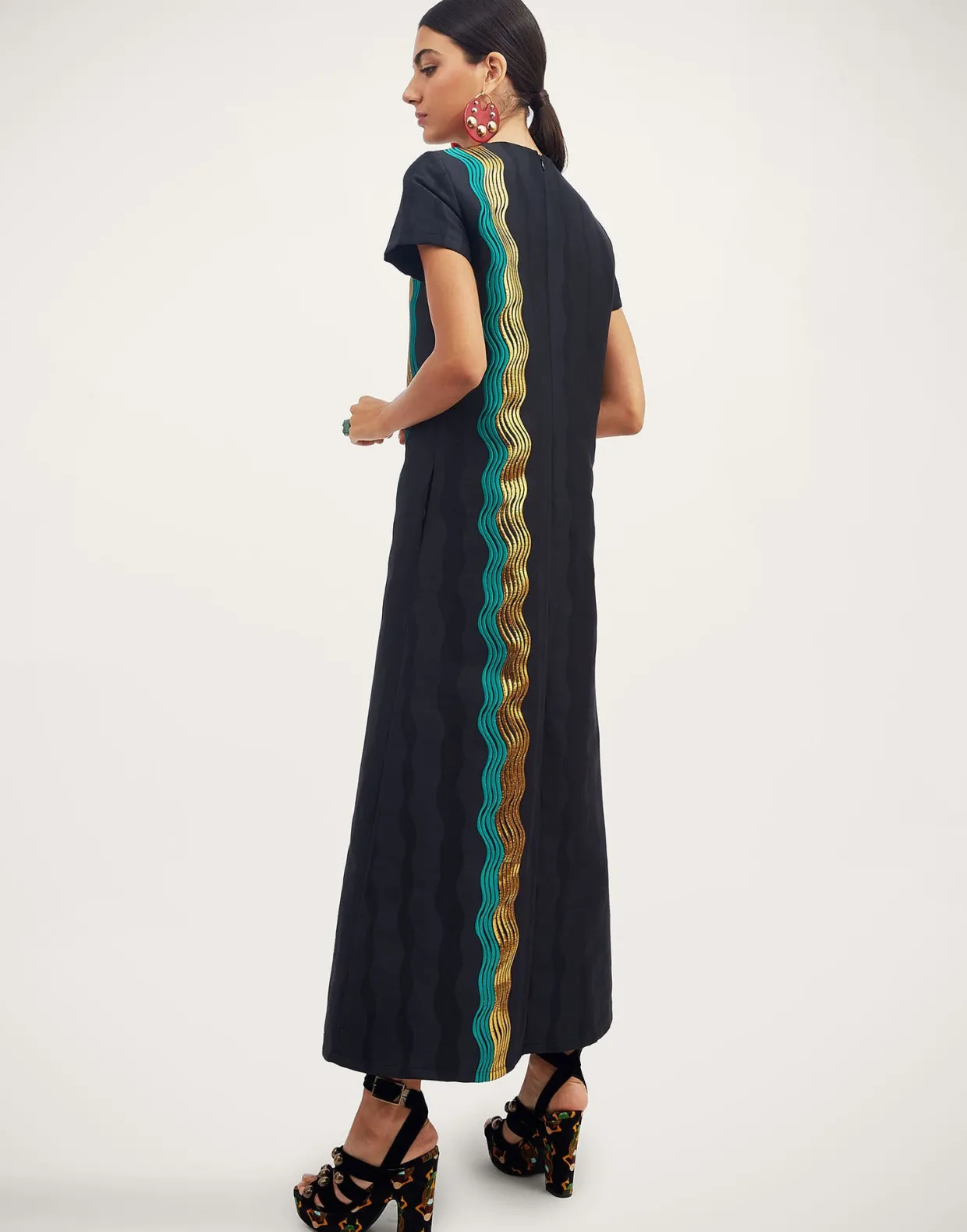 Super Swing DressThe Nile Black in Jacquard