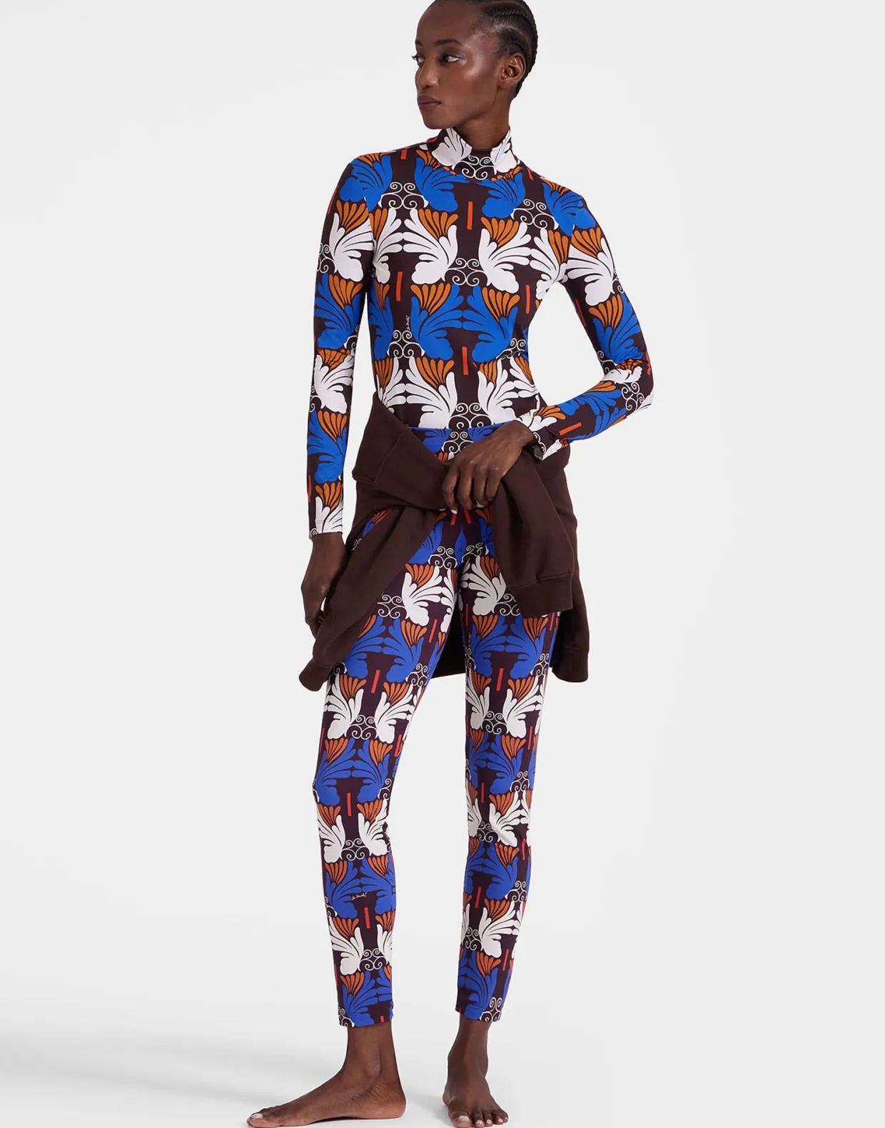 TurtleneckAli Chocolate in Skinny Jersey