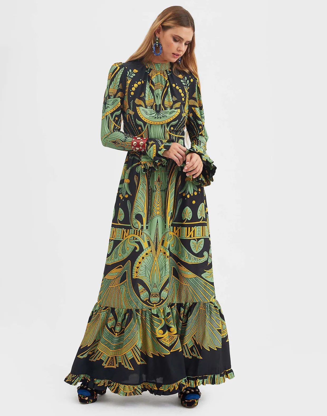 Visconti DressThe Nile Placée Black in Sablé